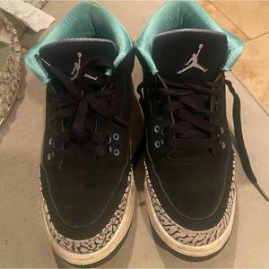 Youth Jordan’s size 6 used